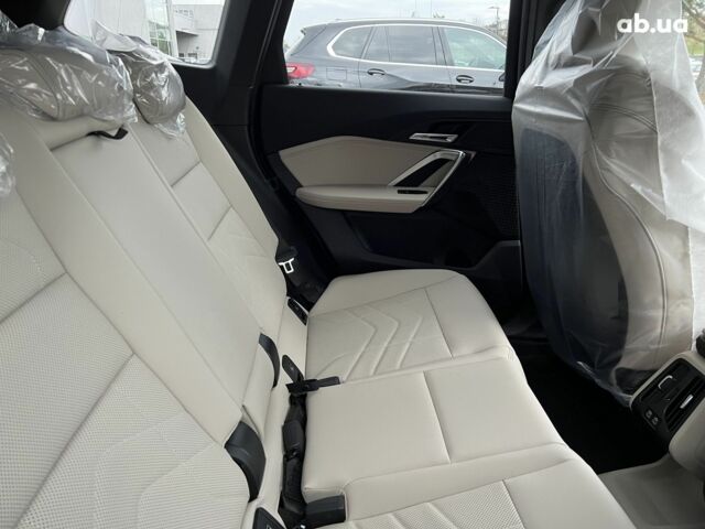 БМВ iX1, объемом двигателя 0 л и пробегом 0 тыс. км за 74120 $, фото 16 на Automoto.ua