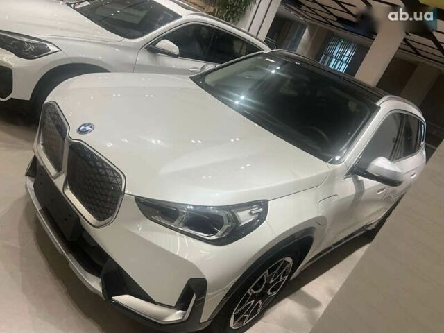 БМВ iX1 2023 в Киеве на Automoto.ua БМВ iX1, объемом двигателя 0 л и пробегом 27 тыс. км за 25000 $, фото 5 на Automoto.ua