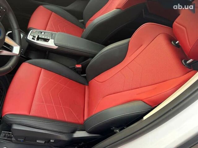 БМВ iX1, объемом двигателя 0 л и пробегом 19 тыс. км за 29000 $, фото 20 на Automoto.ua