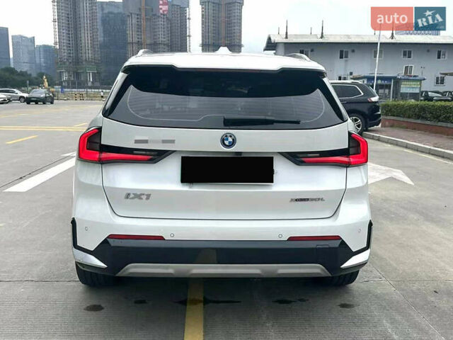 БМВ iX1, объемом двигателя 0 л и пробегом 19 тыс. км за 25500 $, фото 1 на Automoto.ua