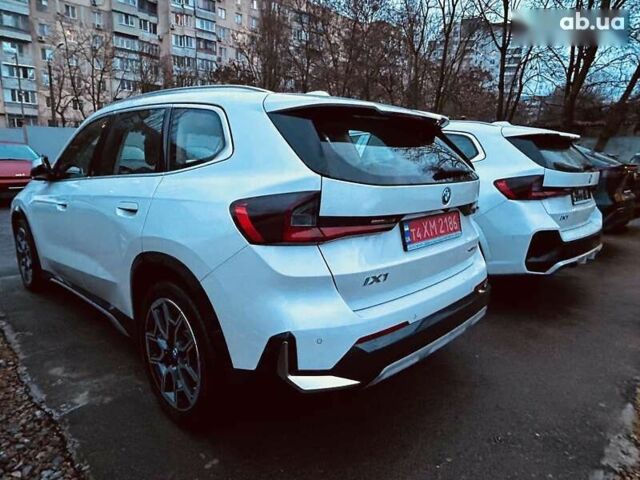 БМВ iX1, объемом двигателя 0 л и пробегом 4 тыс. км за 36999 $, фото 1 на Automoto.ua