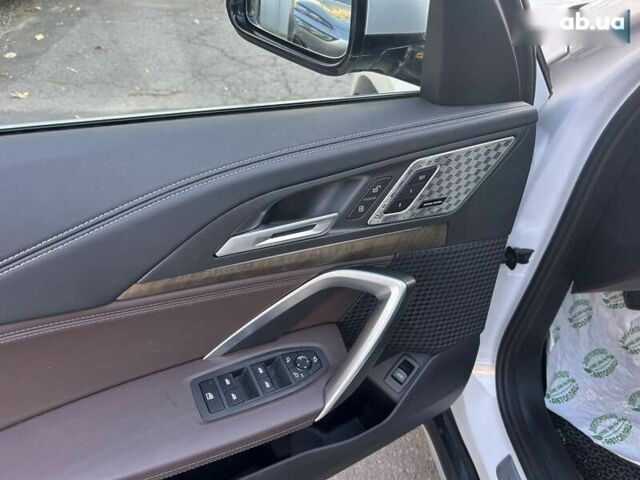 БМВ iX1, об'ємом двигуна 0 л та пробігом 4 тис. км за 34999 $, фото 12 на Automoto.ua