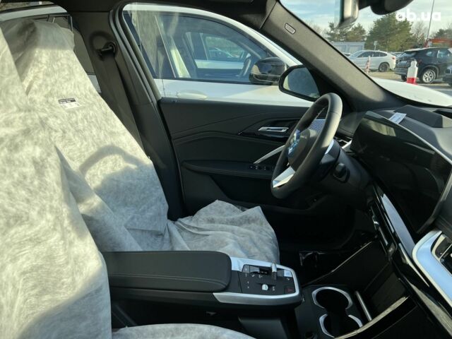 БМВ iX1, объемом двигателя 0 л и пробегом 0 тыс. км за 68251 $, фото 28 на Automoto.ua