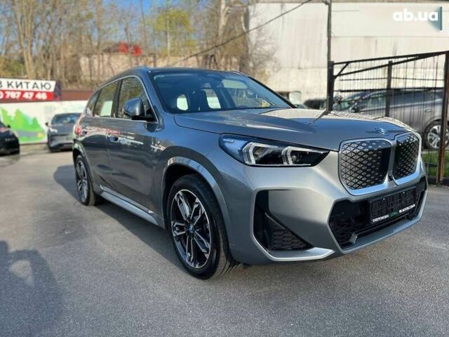 БМВ iX1, объемом двигателя 0 л и пробегом 10 тыс. км за 28500 $, фото 2 на Automoto.ua