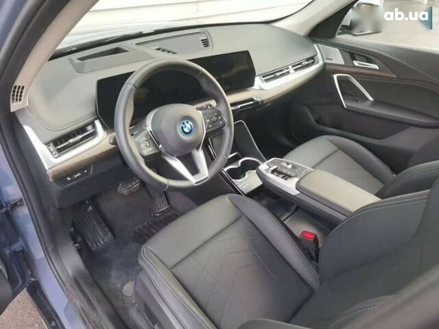 БМВ iX1, объемом двигателя 0 л и пробегом 3 тыс. км за 26700 $, фото 4 на Automoto.ua