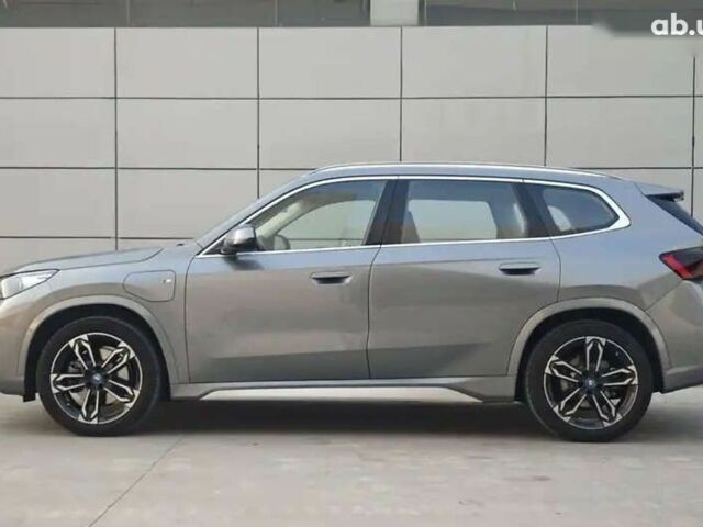 БМВ iX1, объемом двигателя 0 л и пробегом 5 тыс. км за 27700 $, фото 2 на Automoto.ua