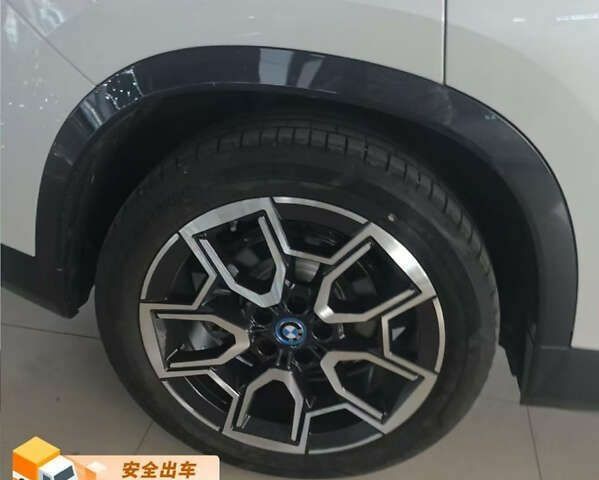 БМВ iX1 2023 в Киеве на Automoto.ua БМВ iX1, объемом двигателя 0 л и пробегом 28 тыс. км за 25000 $, фото 13 на Automoto.ua