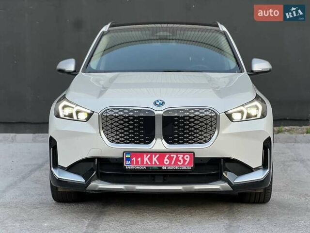 БМВ iX1, объемом двигателя 0 л и пробегом 17 тыс. км за 30500 $, фото 1 на Automoto.ua