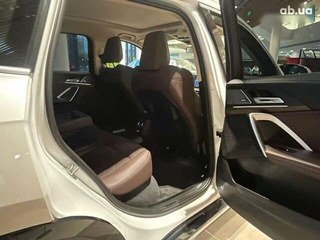 БМВ iX1, об'ємом двигуна 0 л та пробігом 25 тис. км за 25000 $, фото 11 на Automoto.ua