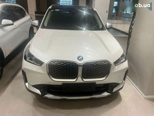 БМВ iX1 2023 в Киеве на Automoto.ua БМВ iX1, объемом двигателя 0 л и пробегом 27 тыс. км за 25000 $, фото 4 на Automoto.ua