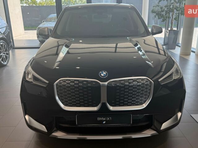 БМВ iX1, объемом двигателя 0 л и пробегом 0 тыс. км за 47158 $, фото 1 на Automoto.ua