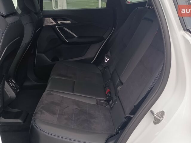 БМВ iX1, объемом двигателя 0 л и пробегом 0 тыс. км за 50206 $, фото 15 на Automoto.ua