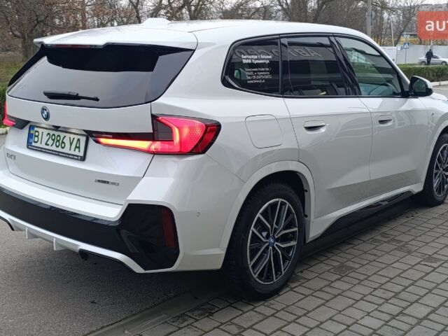 БМВ iX1, объемом двигателя 0 л и пробегом 0 тыс. км за 50206 $, фото 3 на Automoto.ua