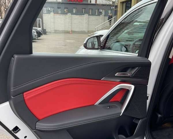 БМВ iX1, объемом двигателя 0 л и пробегом 1 тыс. км за 31399 $, фото 21 на Automoto.ua