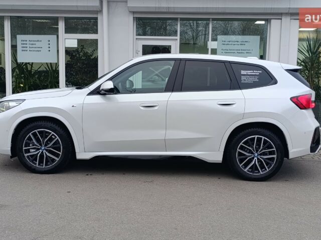 БМВ iX1, объемом двигателя 0 л и пробегом 0 тыс. км за 50206 $, фото 6 на Automoto.ua