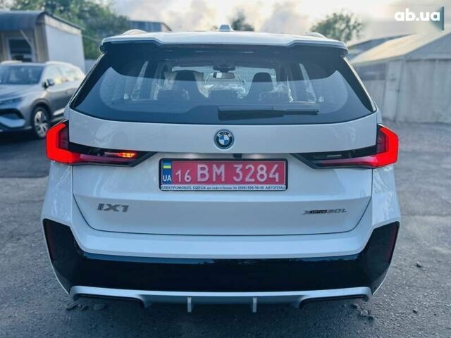 БМВ iX1, об'ємом двигуна 0 л та пробігом 1 тис. км за 34400 $, фото 3 на Automoto.ua