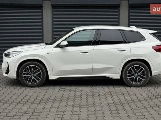 БМВ iX1, об'ємом двигуна 0 л та пробігом 0 тис. км за 47879 $, фото 13 на Automoto.ua