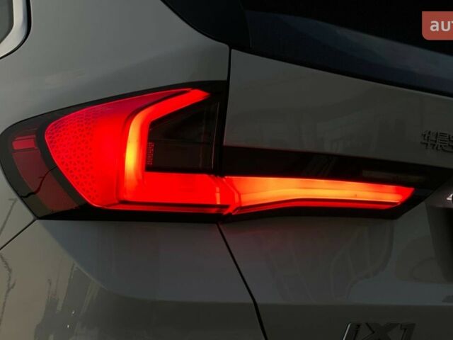 БМВ iX1, объемом двигателя 0 л и пробегом 0 тыс. км за 37999 $, фото 12 на Automoto.ua