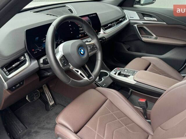 БМВ iX1, об'ємом двигуна 0 л та пробігом 0 тис. км за 47879 $, фото 16 на Automoto.ua