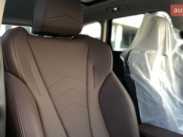 БМВ iX1, объемом двигателя 0 л и пробегом 0 тыс. км за 37999 $, фото 36 на Automoto.ua