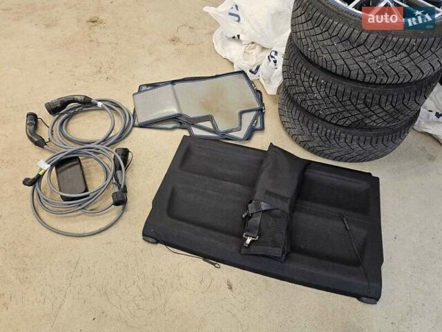 БМВ iX1 2023 в Киеве на Automoto.ua Серый БМВ iX1, объемом двигателя 0 л и пробегом 48 тыс. км за 29500 $, фото 21 на Automoto.ua