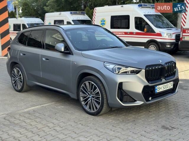 Сірий БМВ iX1, об'ємом двигуна 0 л та пробігом 26 тис. км за 45000 $, фото 1 на Automoto.ua