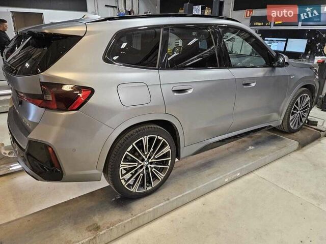БМВ iX1 2023 в Киеве на Automoto.ua Серый БМВ iX1, объемом двигателя 0 л и пробегом 48 тыс. км за 29500 $, фото 30 на Automoto.ua