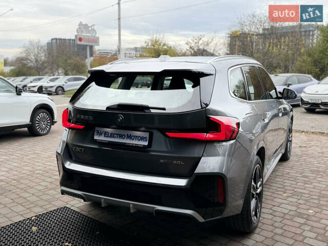 Сірий БМВ iX1, об'ємом двигуна 0 л та пробігом 10 тис. км за 32600 $, фото 10 на Automoto.ua