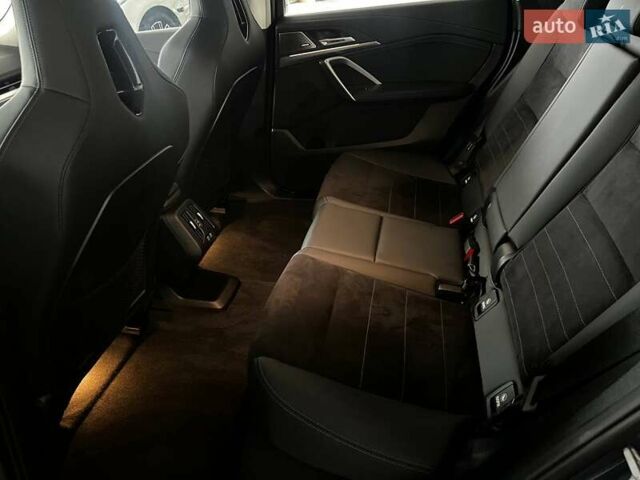 Серый БМВ iX1, объемом двигателя 0 л и пробегом 12 тыс. км за 33900 $, фото 10 на Automoto.ua