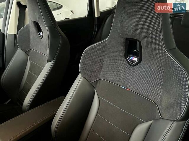 Серый БМВ iX1, объемом двигателя 0 л и пробегом 12 тыс. км за 33900 $, фото 9 на Automoto.ua