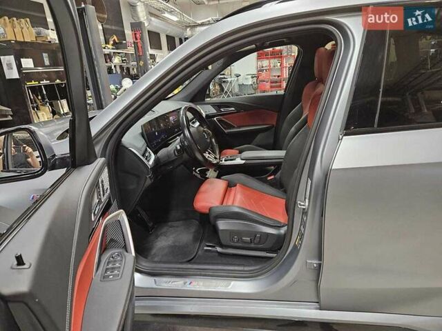 БМВ iX1 2023 в Киеве на Automoto.ua Серый БМВ iX1, объемом двигателя 0 л и пробегом 48 тыс. км за 29500 $, фото 38 на Automoto.ua
