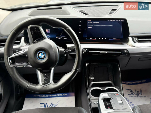 Серый БМВ iX1, объемом двигателя 0 л и пробегом 10 тыс. км за 32900 $, фото 19 на Automoto.ua