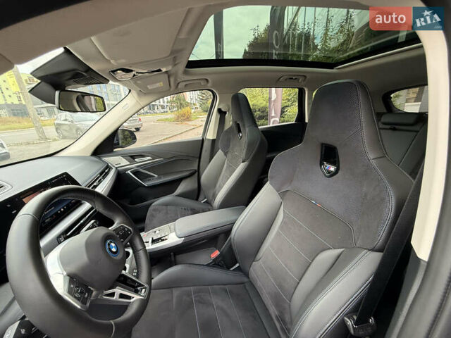 Сірий БМВ iX1, об'ємом двигуна 0 л та пробігом 17 тис. км за 33900 $, фото 16 на Automoto.ua