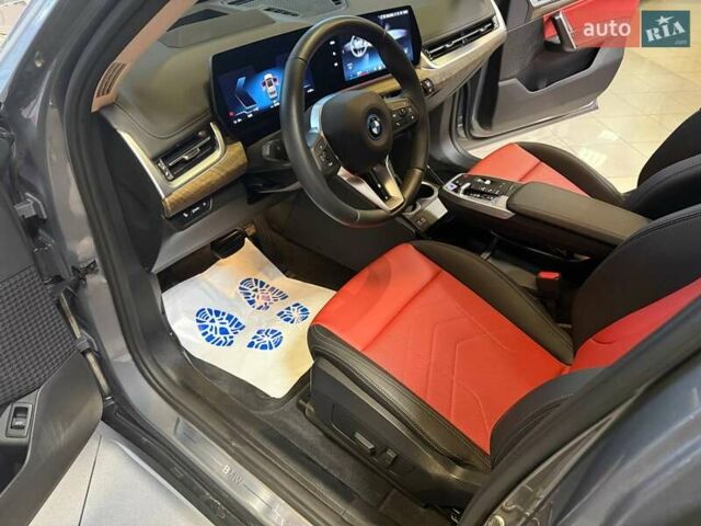 Серый БМВ iX1, объемом двигателя 0 л и пробегом 3 тыс. км за 33999 $, фото 18 на Automoto.ua