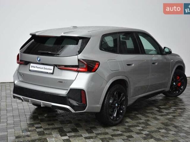 Сірий БМВ iX1, об'ємом двигуна 0 л та пробігом 4 тис. км за 54027 $, фото 2 на Automoto.ua
