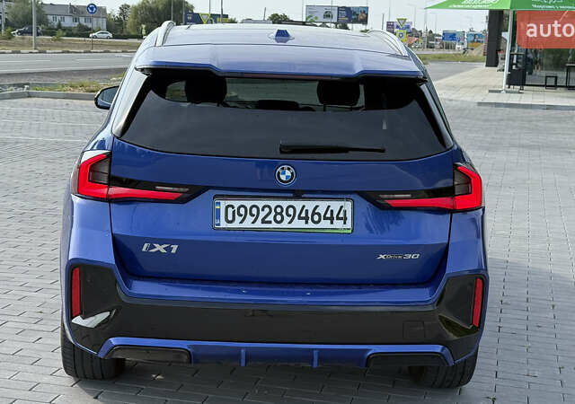 Синій БМВ iX1, об'ємом двигуна 0 л та пробігом 22 тис. км за 28800 $, фото 9 на Automoto.ua