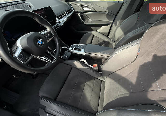 Синій БМВ iX1, об'ємом двигуна 0 л та пробігом 22 тис. км за 28800 $, фото 17 на Automoto.ua