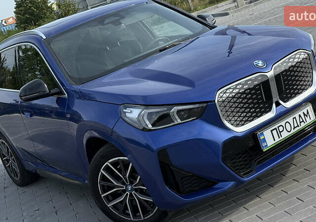 Синій БМВ iX1, об'ємом двигуна 0 л та пробігом 22 тис. км за 28800 $, фото 6 на Automoto.ua