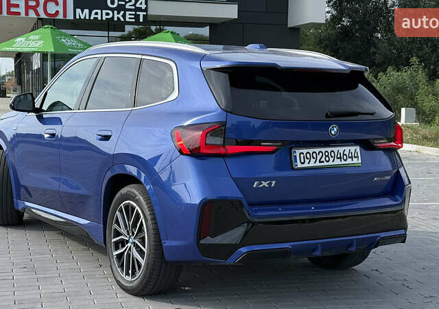 Синій БМВ iX1, об'ємом двигуна 0 л та пробігом 22 тис. км за 28800 $, фото 8 на Automoto.ua