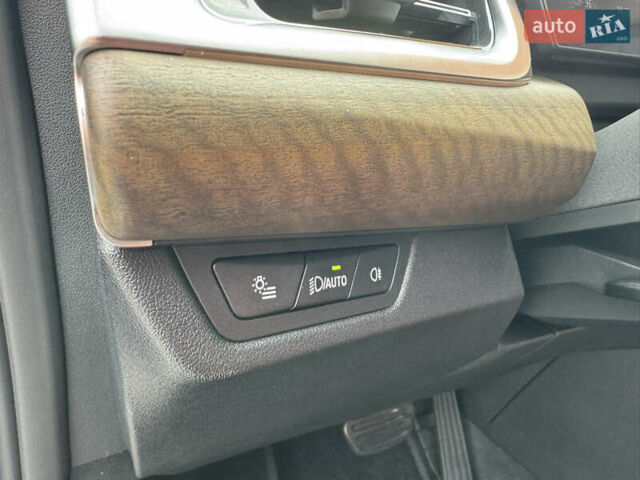 Синій БМВ iX1, об'ємом двигуна 0 л та пробігом 2 тис. км за 35000 $, фото 10 на Automoto.ua