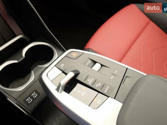 Синий БМВ iX1, объемом двигателя 0 л и пробегом 7 тыс. км за 25999 $, фото 10 на Automoto.ua