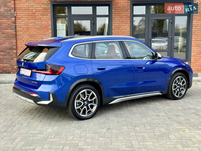 Синій БМВ iX1, об'ємом двигуна 0 л та пробігом 2 тис. км за 35000 $, фото 1 на Automoto.ua