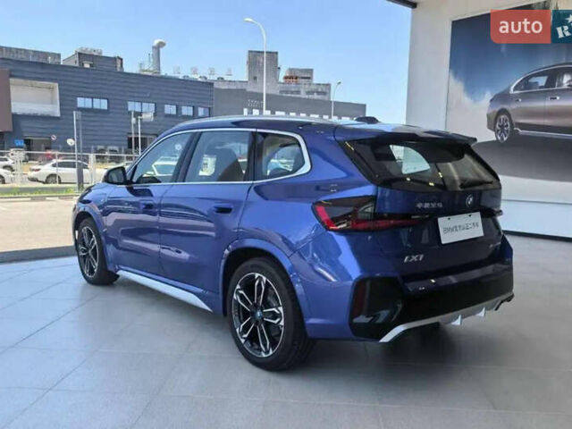 Синий БМВ iX1, объемом двигателя 0 л и пробегом 7 тыс. км за 26000 $, фото 6 на Automoto.ua