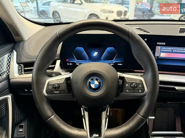 Синий БМВ iX1, объемом двигателя 0 л и пробегом 7 тыс. км за 26000 $, фото 9 на Automoto.ua