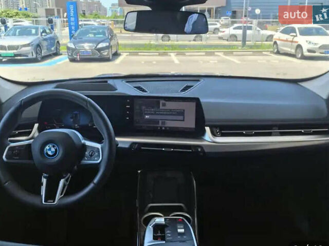 Синий БМВ iX1, объемом двигателя 0 л и пробегом 7 тыс. км за 26000 $, фото 12 на Automoto.ua