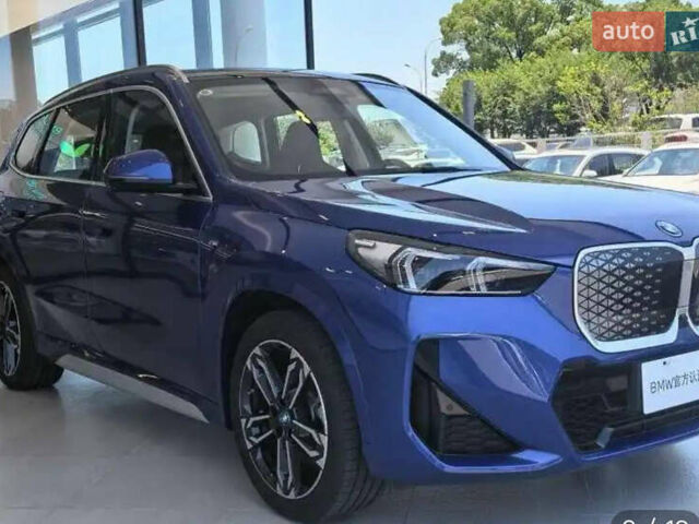 Синий БМВ iX1, объемом двигателя 0 л и пробегом 7 тыс. км за 26000 $, фото 1 на Automoto.ua