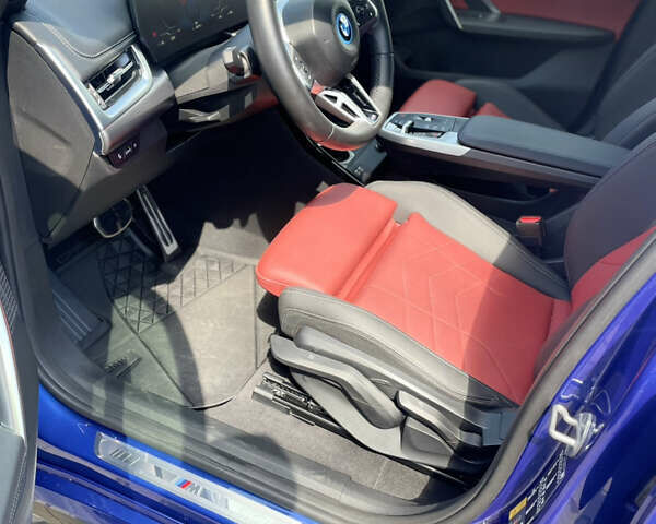 Синий БМВ iX1, объемом двигателя 0 л и пробегом 9 тыс. км за 51000 $, фото 29 на Automoto.ua