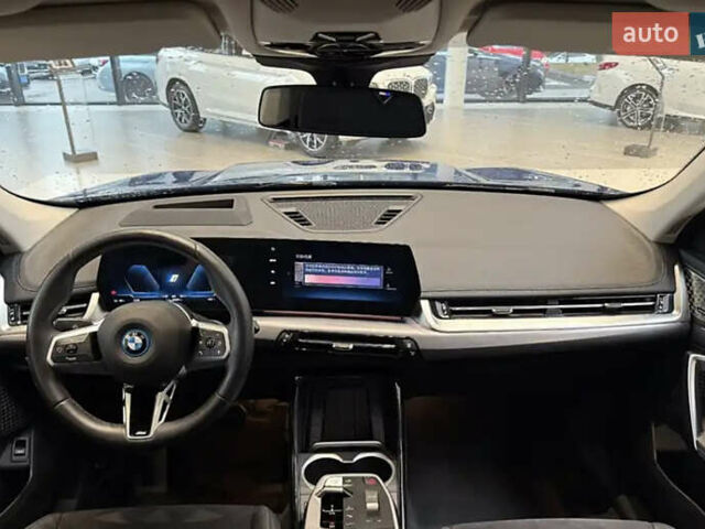 Синий БМВ iX1, объемом двигателя 0 л и пробегом 7 тыс. км за 26000 $, фото 11 на Automoto.ua