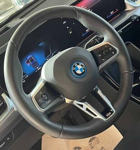Синий БМВ iX1, объемом двигателя 0 л и пробегом 3 тыс. км за 33000 $, фото 15 на Automoto.ua