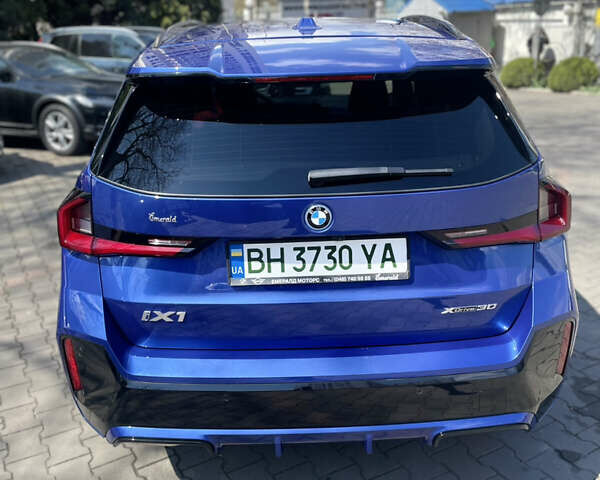 Синий БМВ iX1, объемом двигателя 0 л и пробегом 9 тыс. км за 51000 $, фото 24 на Automoto.ua